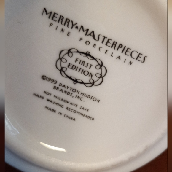 Set of 2 Christmas Merry Masterpiece Coffee Mugs - Picture 4 of 5